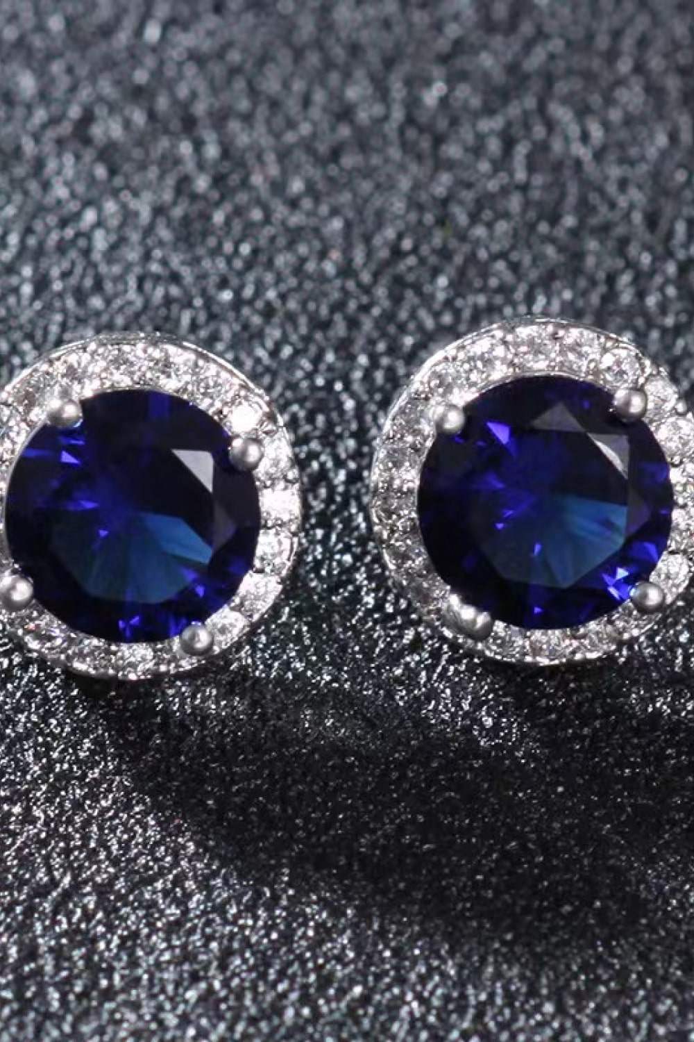 Contrast 2 Carat Moissanite Platinum-Plated Stud Earrings Moissanite - Tophatter Daily Deals