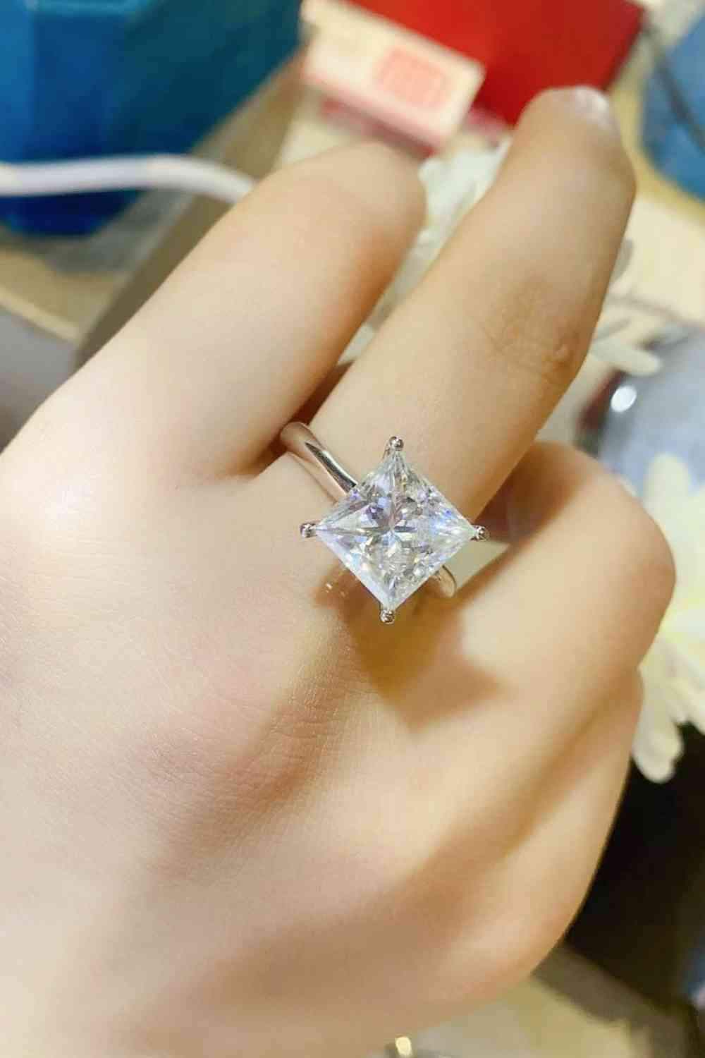 5 Carat Moissanite Solitaire Ring Moissanite - Tophatter Daily Deals