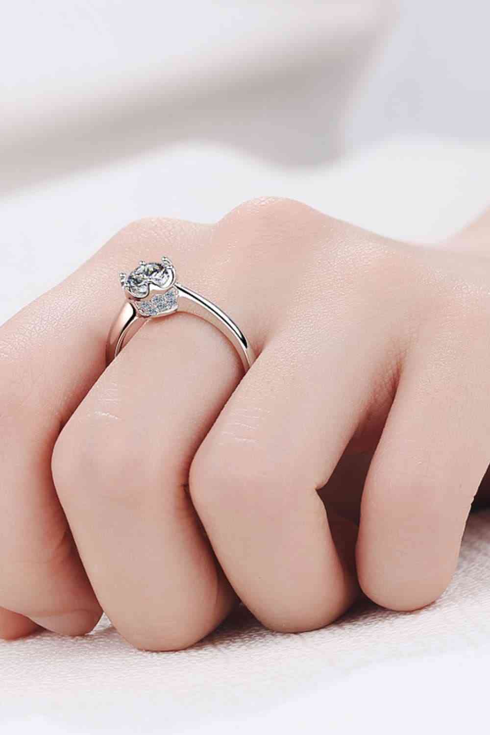 1 Carat Moissanite Rhodium-Plated Solitaire Ring Moissanite - Tophatter Daily Deals