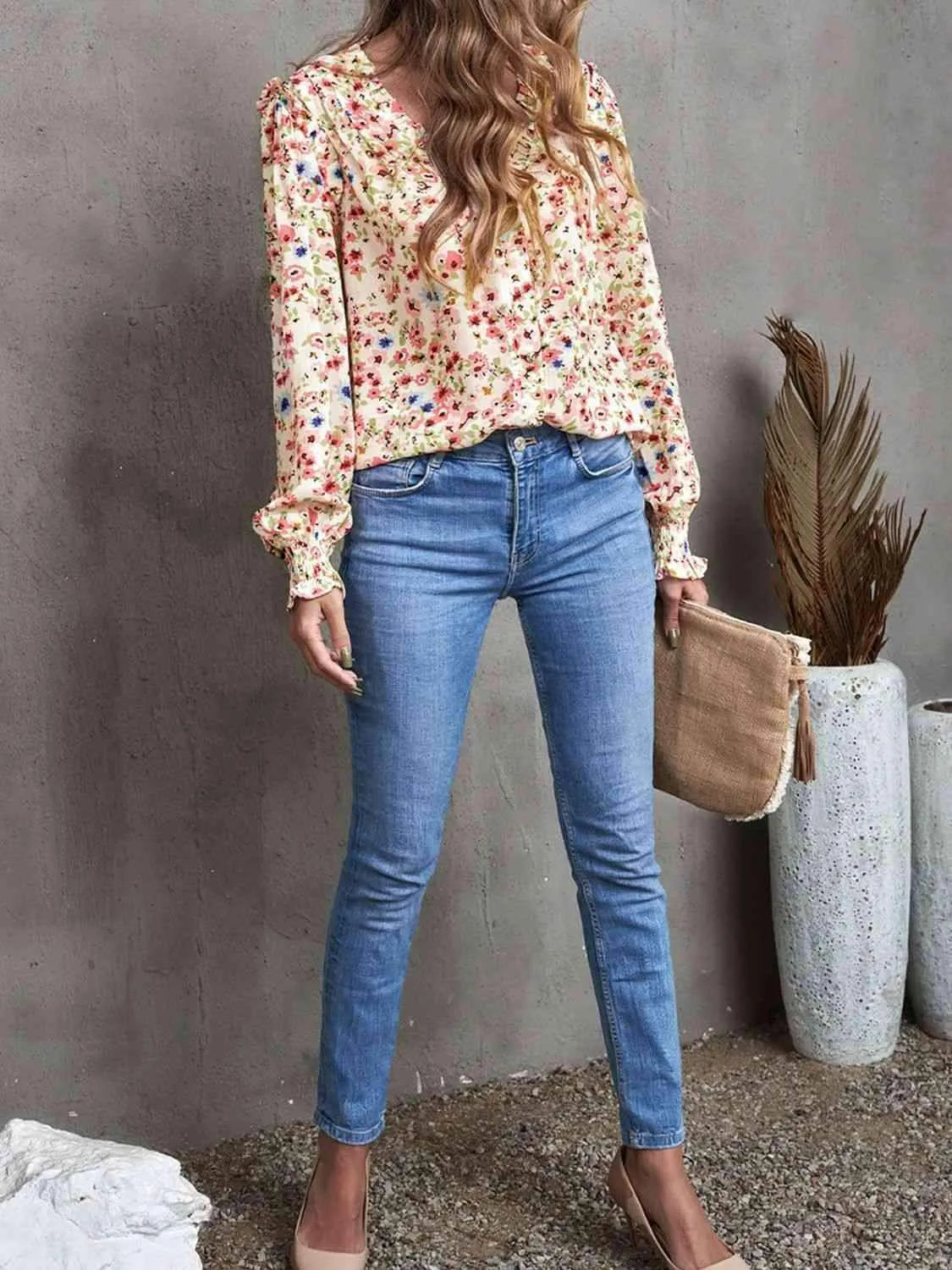 Floral Frill Trim V-Neck Flounce Sleeve Blouse Blouses - Tophatter Daily Deals