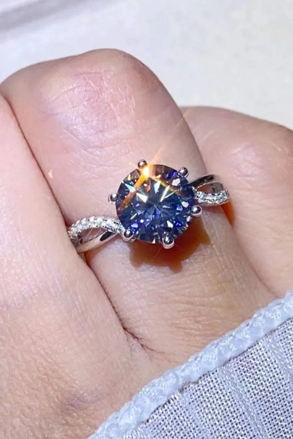 2 Carat Moissanite Ring in Smokey Gray Moissanite - Tophatter Daily Deals