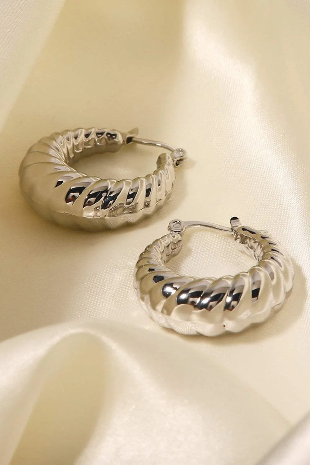 Textured Stainless Steel Hoop Earrings Earrings - Tophatter Daily Deals