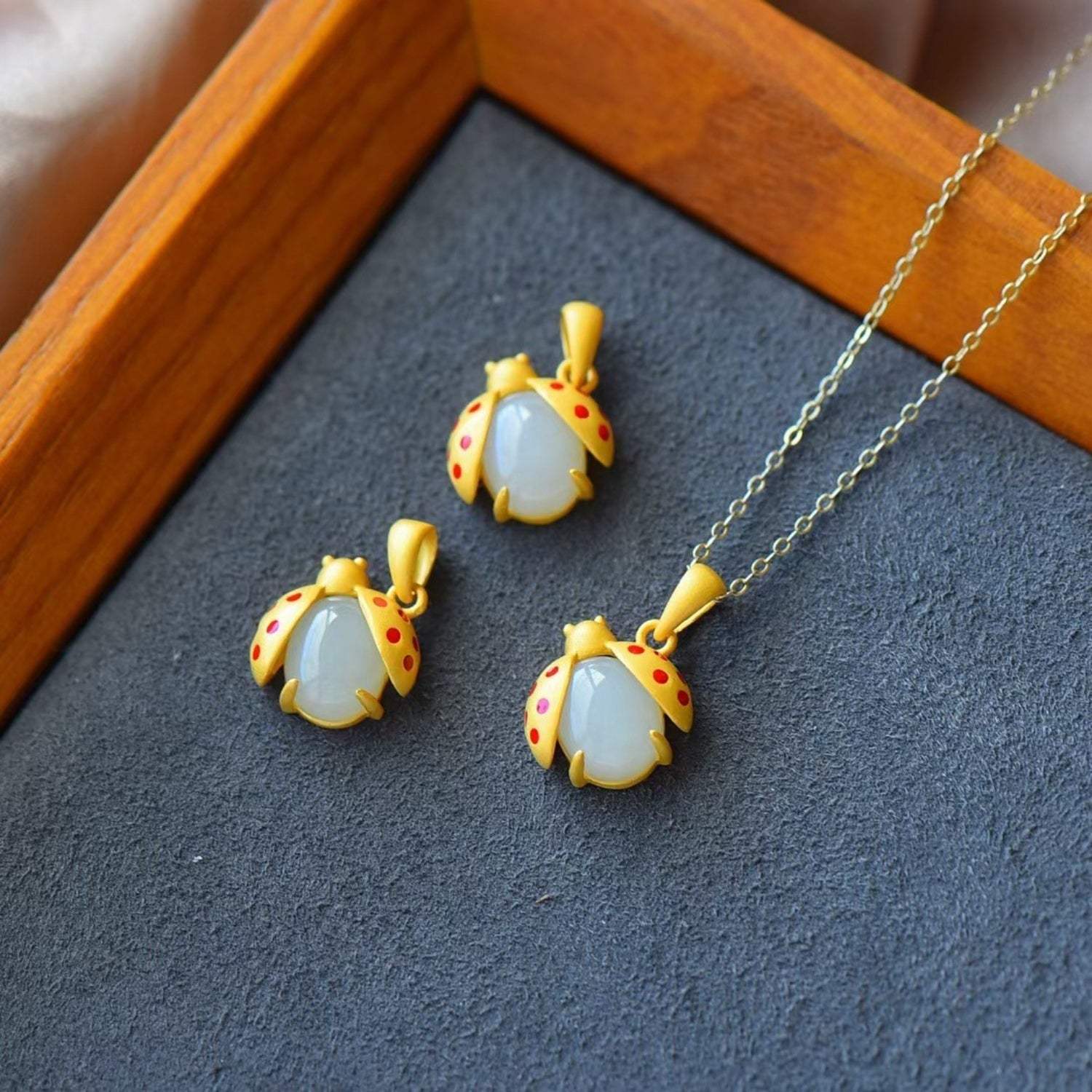 Seven-Star Ladybug Natural Stone Pendant Necklace Necklaces - Tophatter Daily Deals