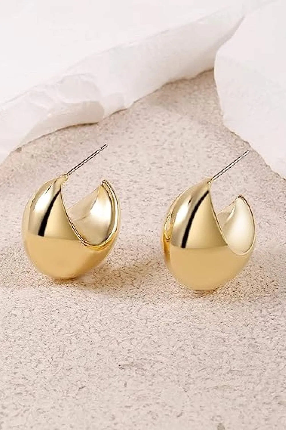 Chunky C-Hoop Brass Earrings Earrings - Tophatter Daily Deals