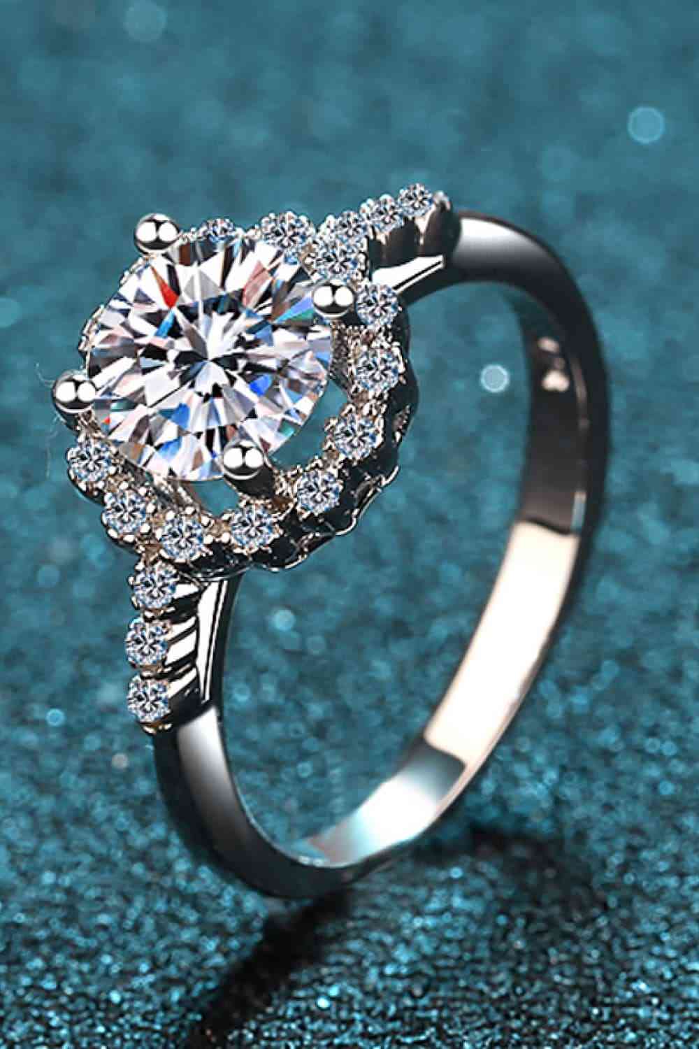 1 Carat Moissanite Rhodium-Plated Halo Ring Moissanite - Tophatter Daily Deals