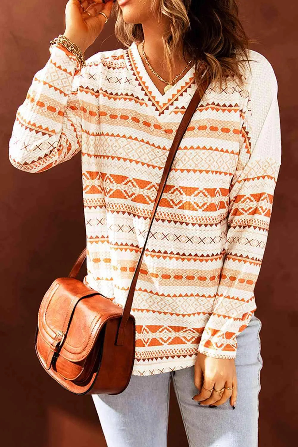 Geometric Print V-Neck Curved Hem Top Blouses - Tophatter Daily Deals