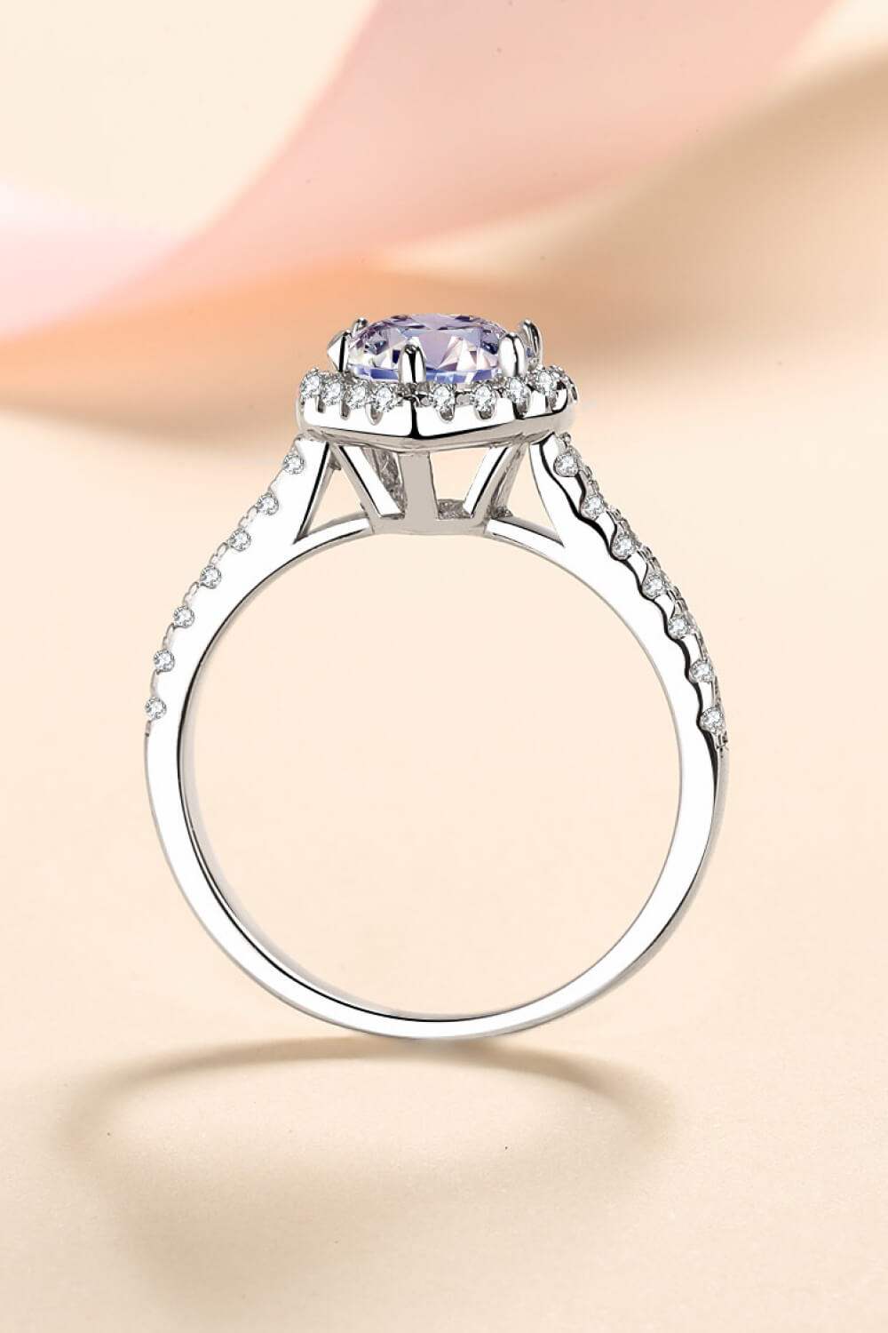 1 Carat Moissanite Heart-Shaped Ring Moissanite - Tophatter Daily Deals