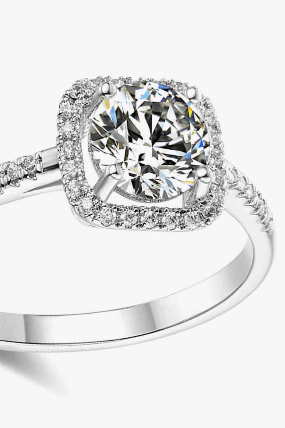 1 Carat Moissanite Zircon Ring Moissanite - Tophatter Daily Deals