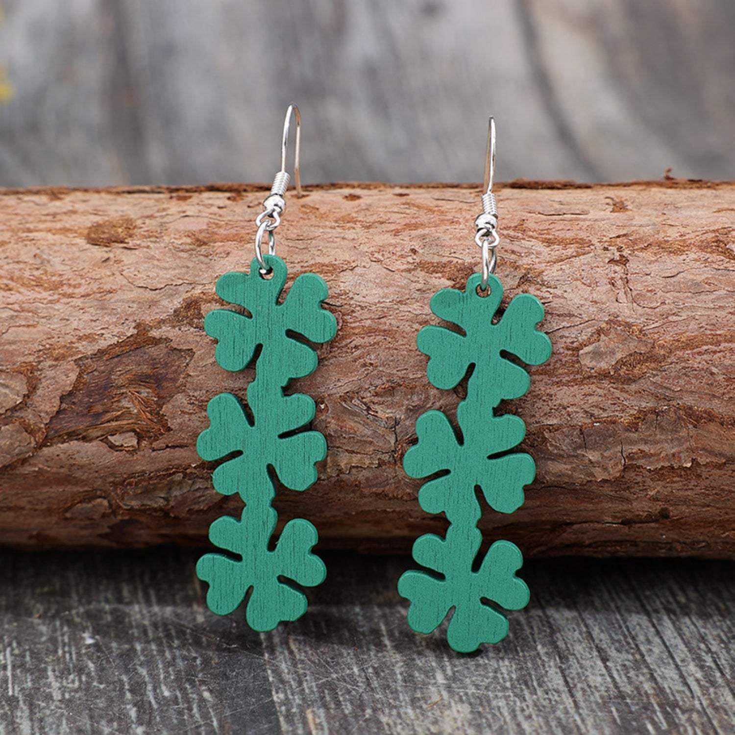 Lucky Clover Wooden Dangle Earrings Earrings - Tophatter Daily Deals