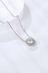 1 Carat Moissanite Flower Shape Pendant Chain Necklace Moissanite - Tophatter Daily Deals
