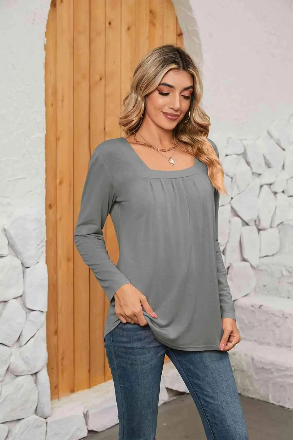 Square Neck Long Sleeve T-Shirt Women's T-Shirts - Tophatter Daily Deals