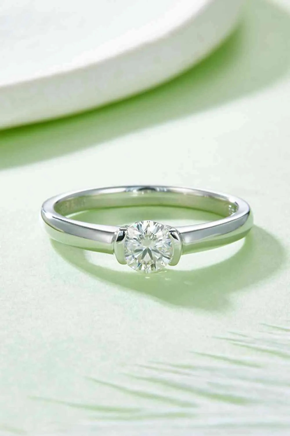 Moissanite 925 Sterling Silver Solitaire Ring Moissanite - Tophatter Daily Deals