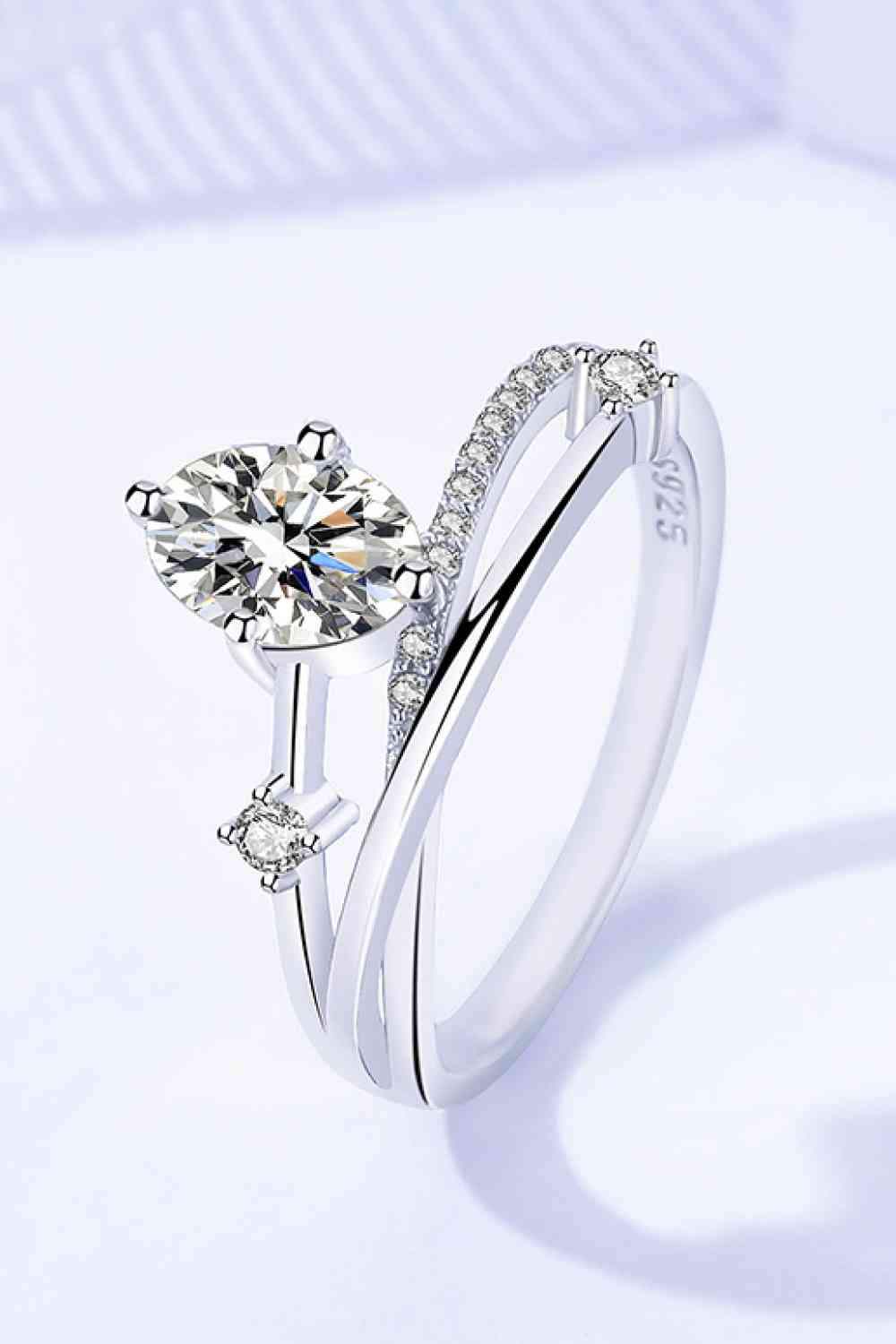 Moissanite Crisscross Ring Moissanite - Tophatter Daily Deals