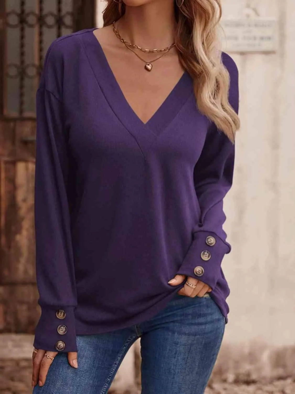 V-Neck Long Sleeve Top Women's T-Shirts - Tophatter Daily Deals