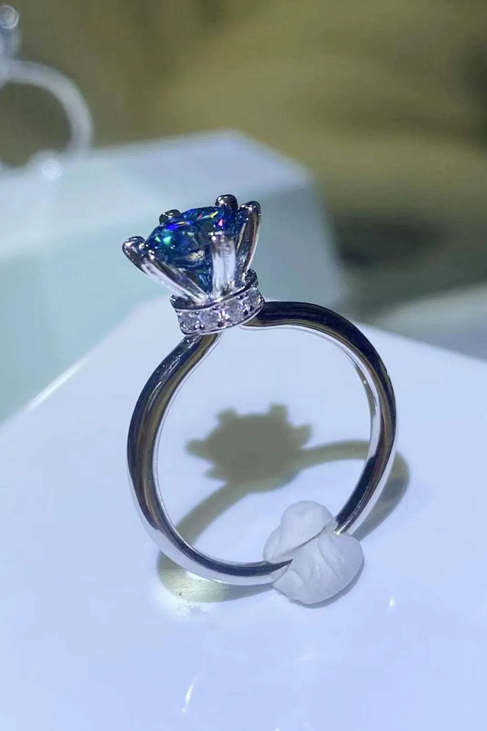1 Carat Moissanite 6-Prong Solitaire Ring Moissanite - Tophatter Daily Deals