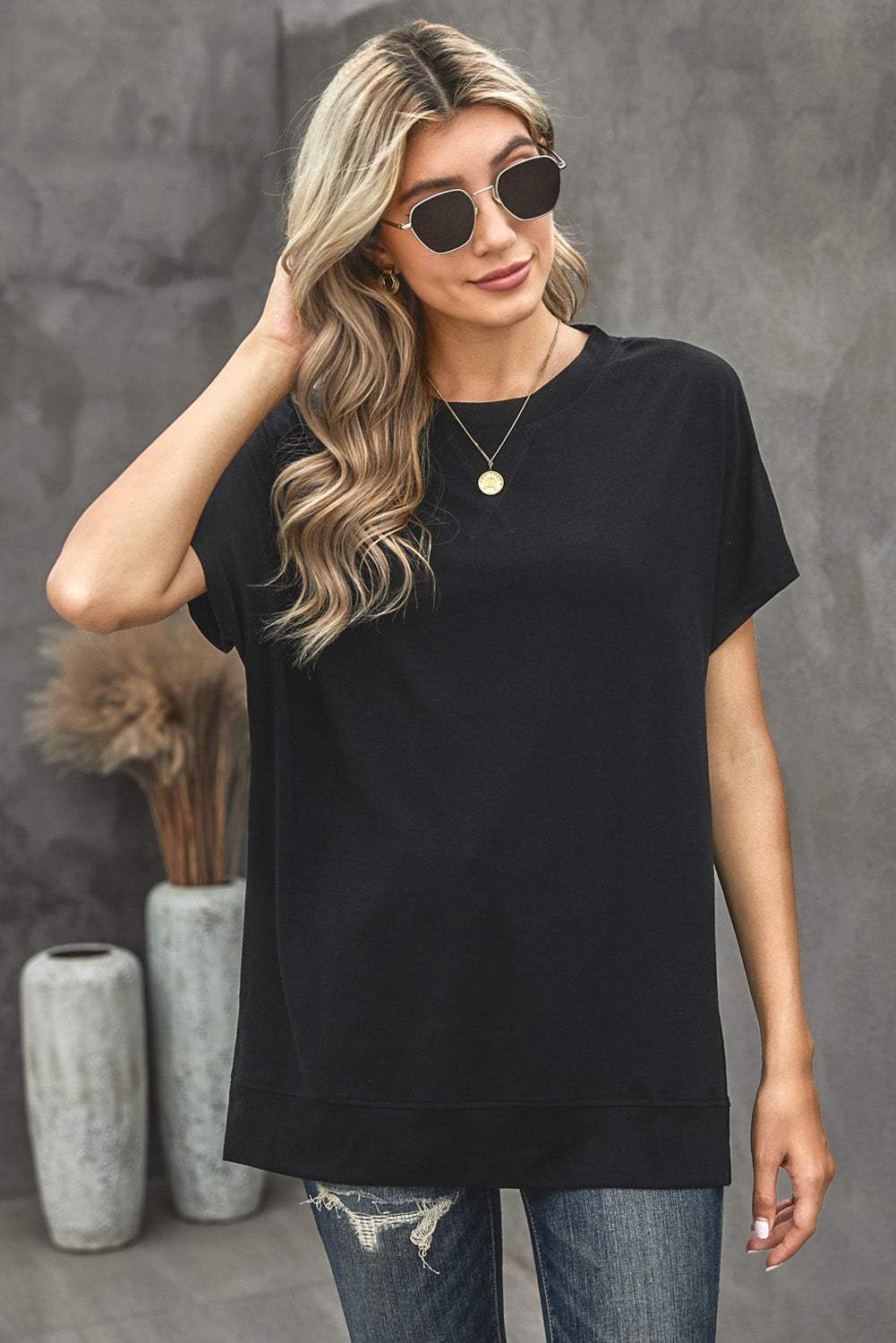 Round Neck Short Sleeve Solid Color Tee Women's T-Shirts - Tophatter Daily Deals