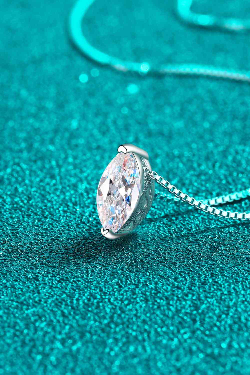 1 Carat Moissanite 925 Sterling Silver Necklace Moissanite - Tophatter Daily Deals