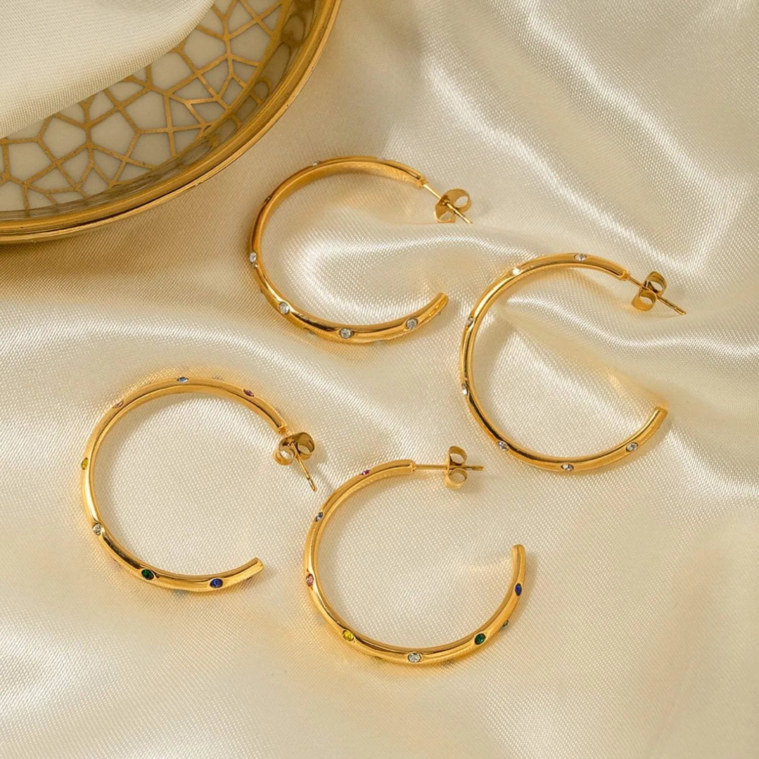 Zircon 18K Gold-Plated C-Hoop Earrings Earrings - Tophatter Daily Deals