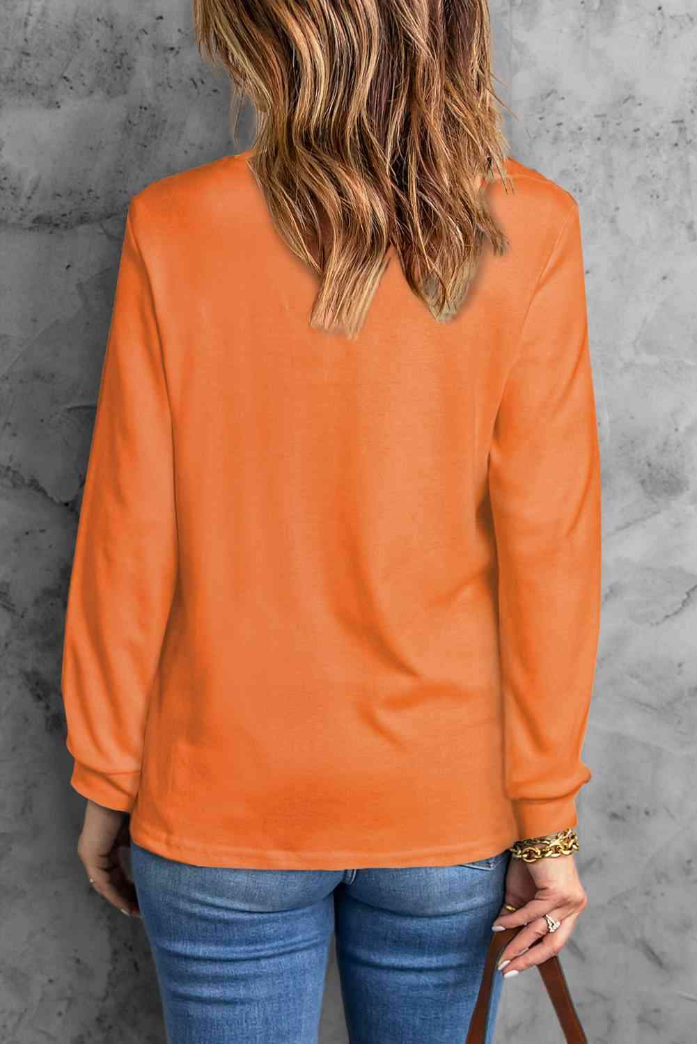 Round Neck Long Sleeve Top Women's T-Shirts - Tophatter Daily Deals