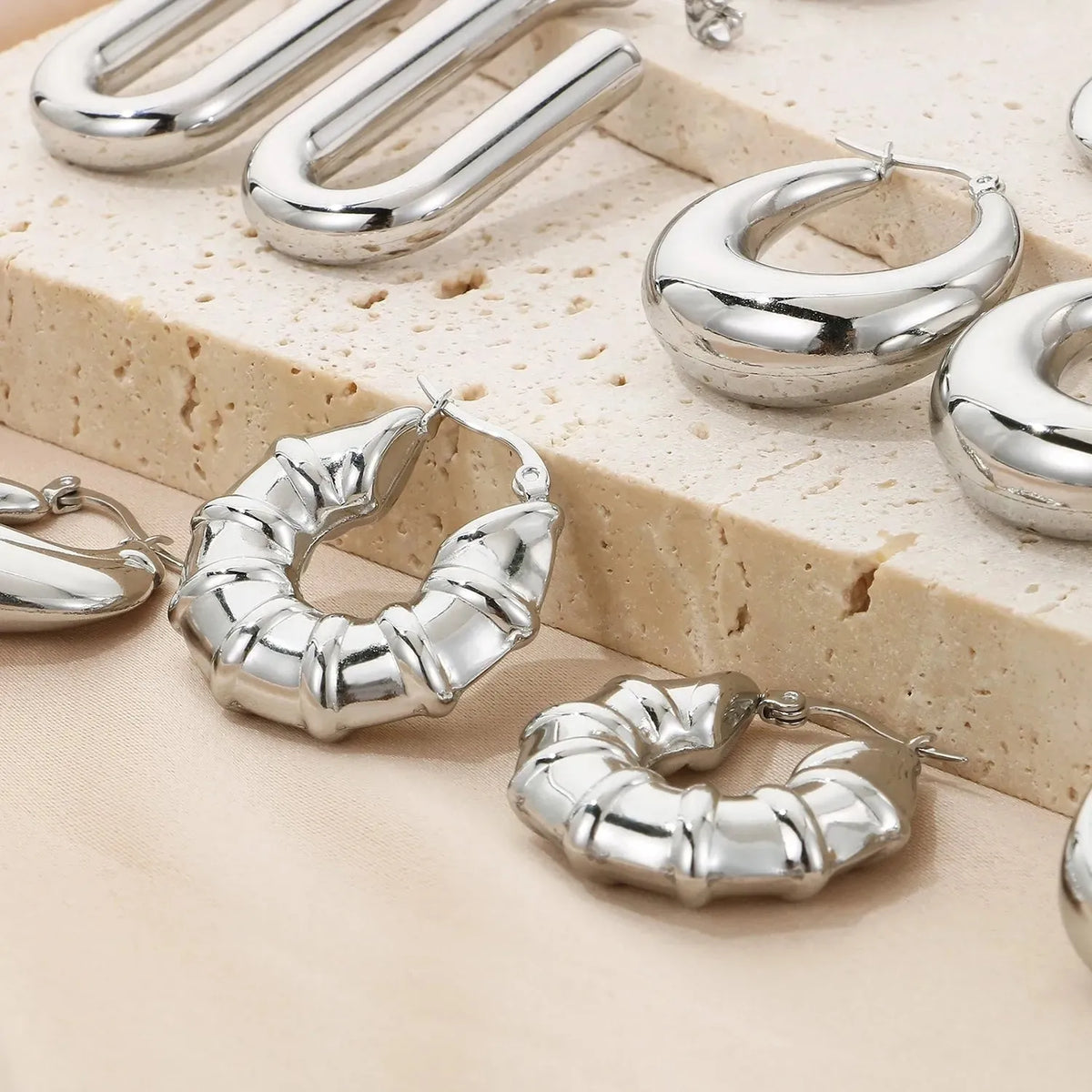 Stainless Steel Hinged Hoop Earrings Earrings - Tophatter Daily Deals