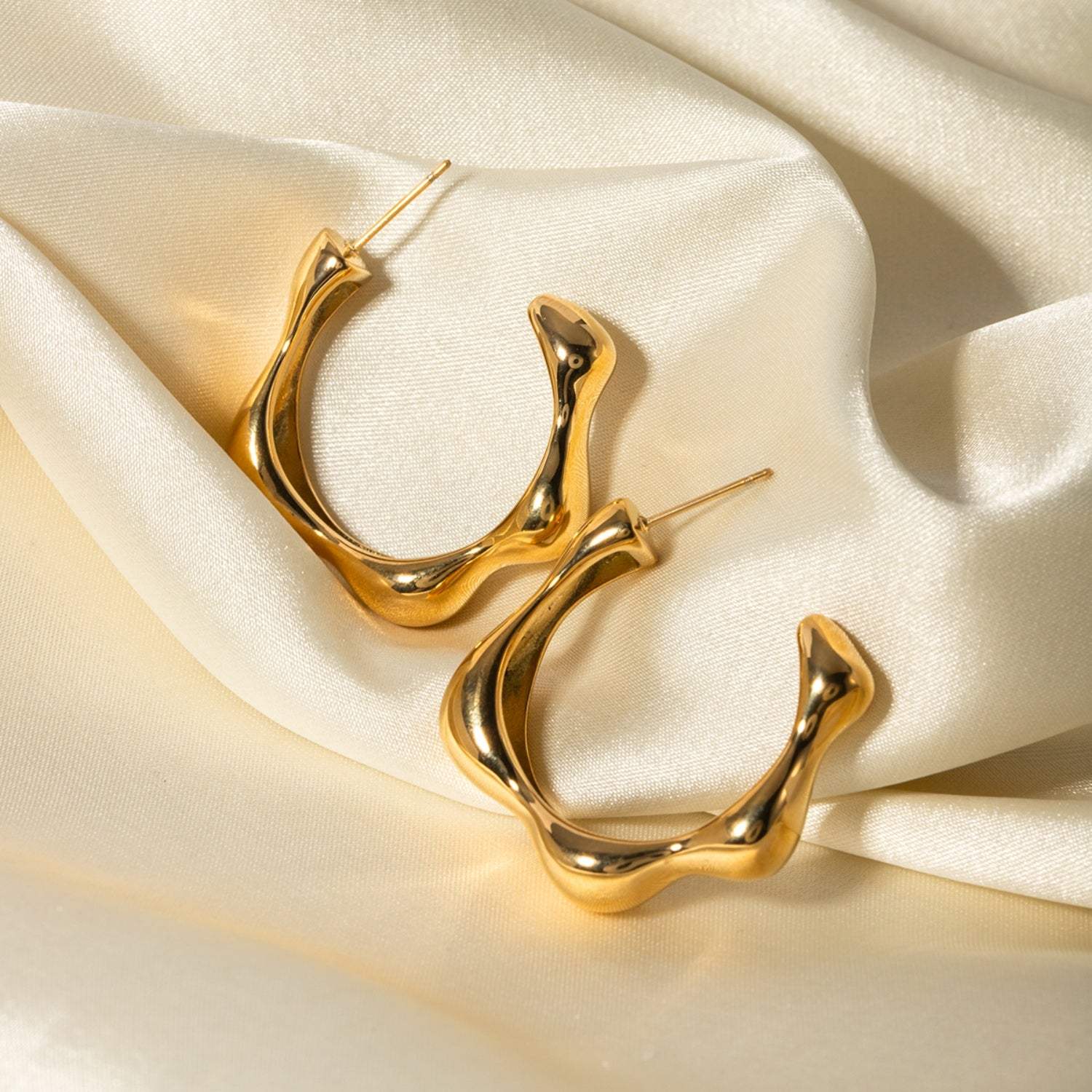 Stainless Steel C-Hoop Earrings Earrings - Tophatter Daily Deals