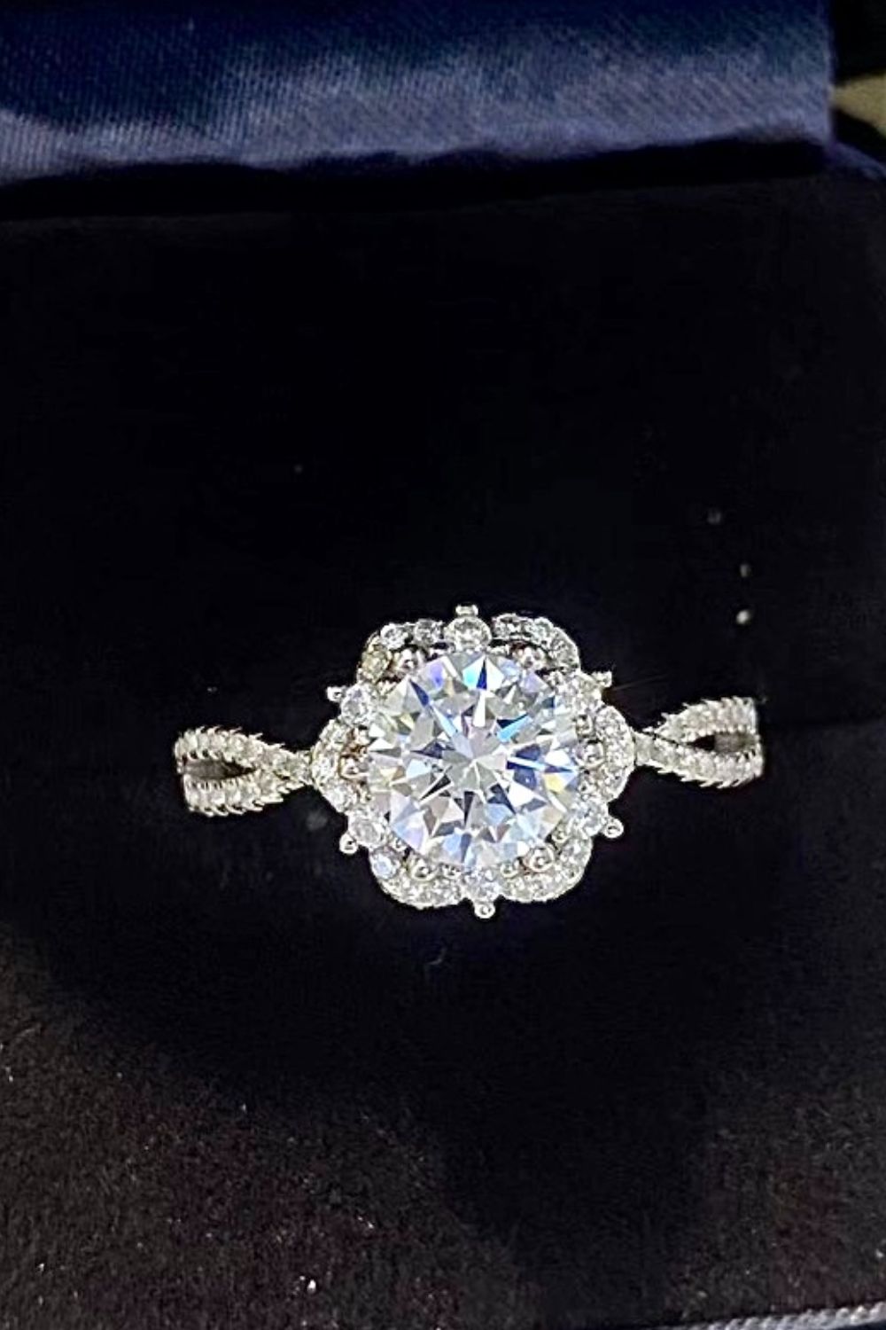 Platinum-Plated Six Prong 1 Carat Moissanite Ring Moissanite - Tophatter Daily Deals