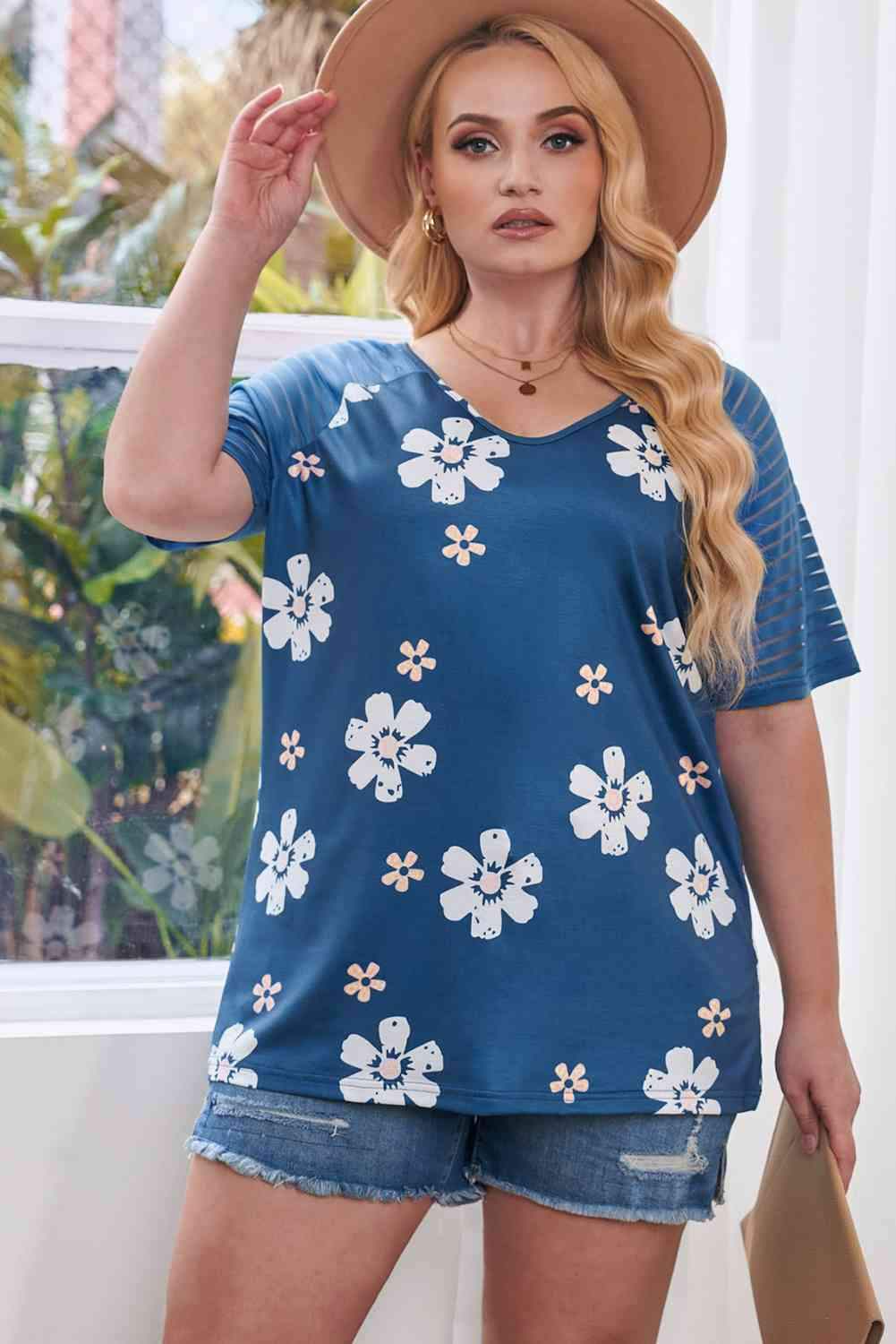 Plus Size V-Neck Raglan Sleeve Tee Women's T-Shirts - Tophatter Daily Deals