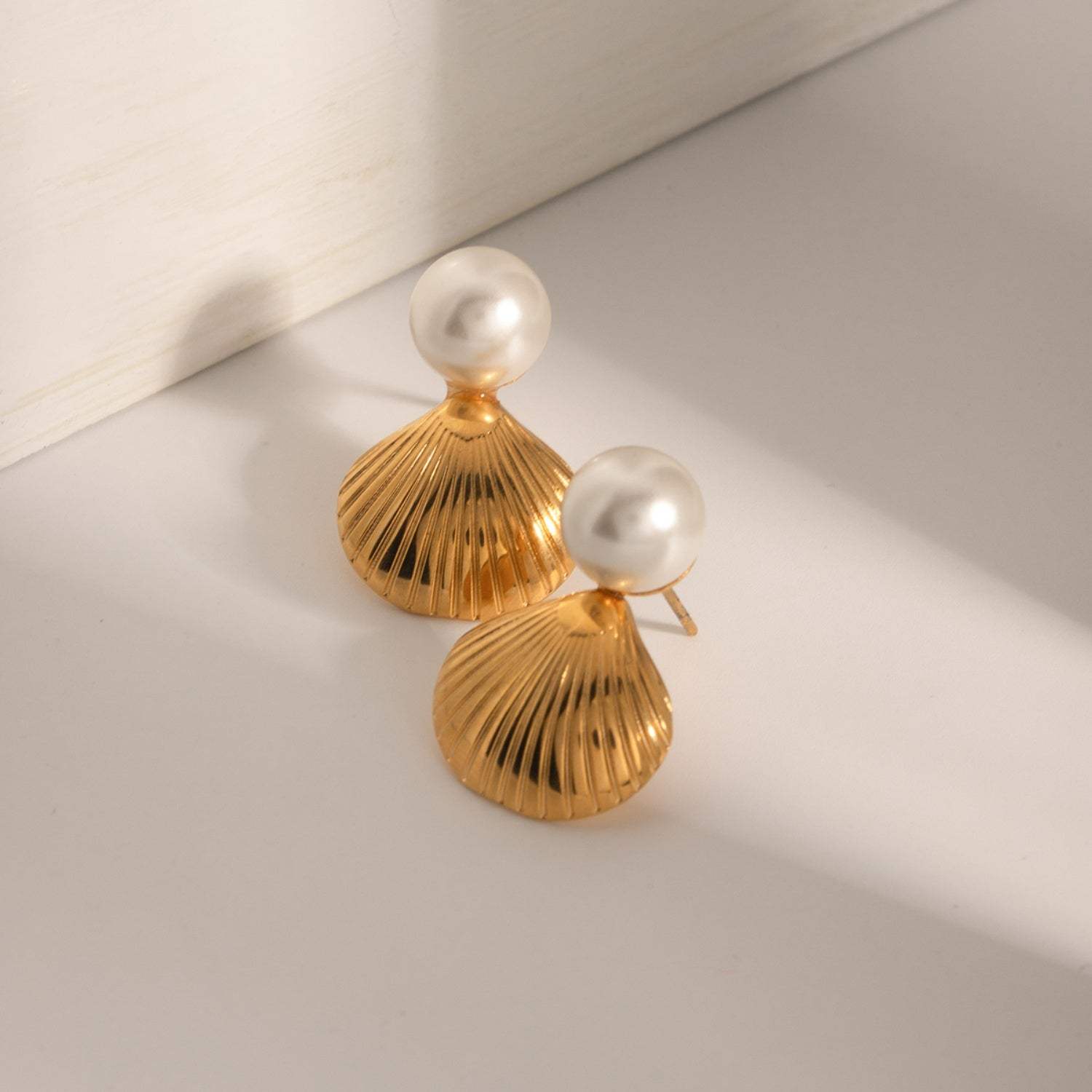 18K Gold-Plated Stainless Steel Shell Shape Earrings Earrings - Tophatter Daily Deals