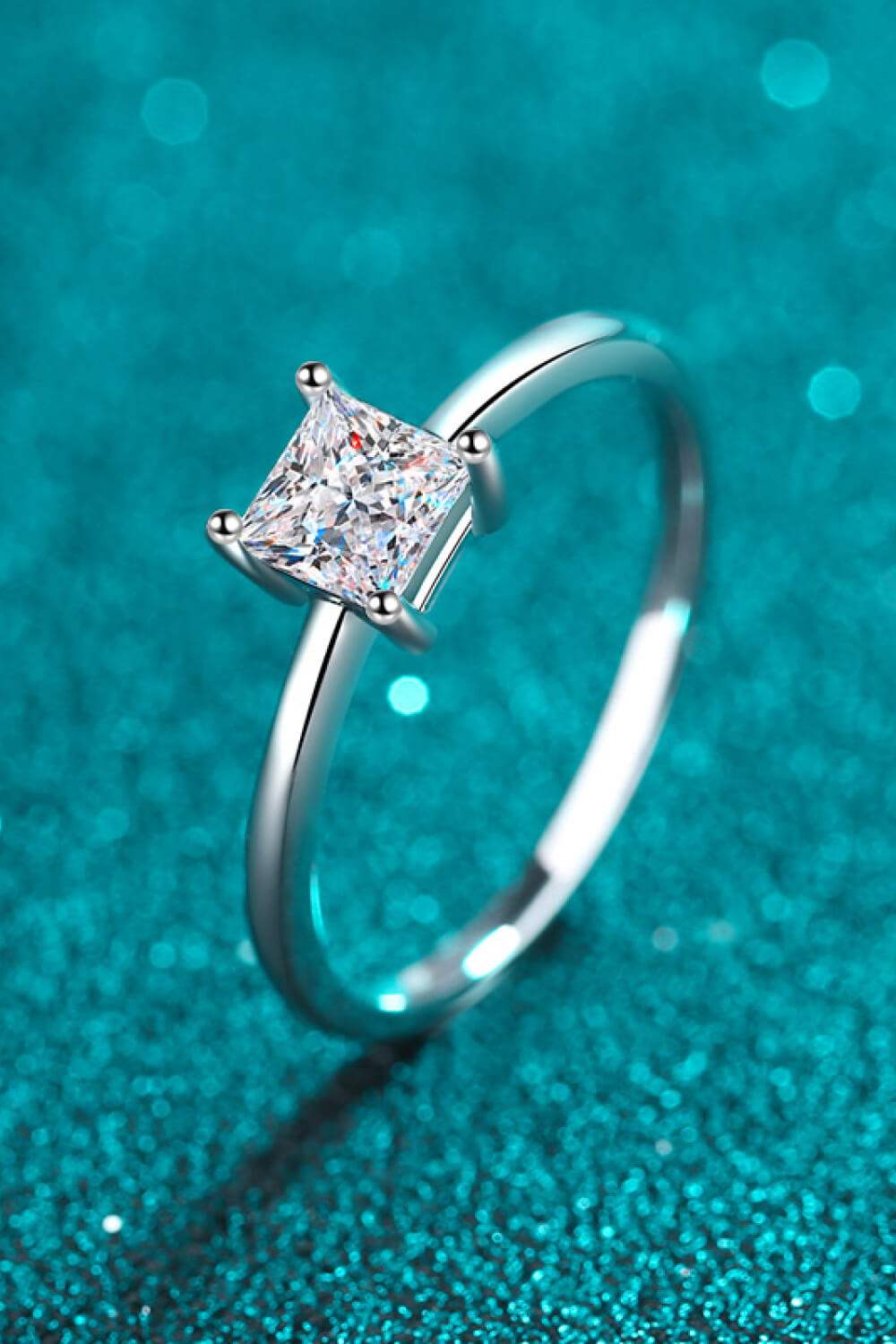 925 Sterling Silver Moissanite Solitaire Ring Moissanite - Tophatter Daily Deals