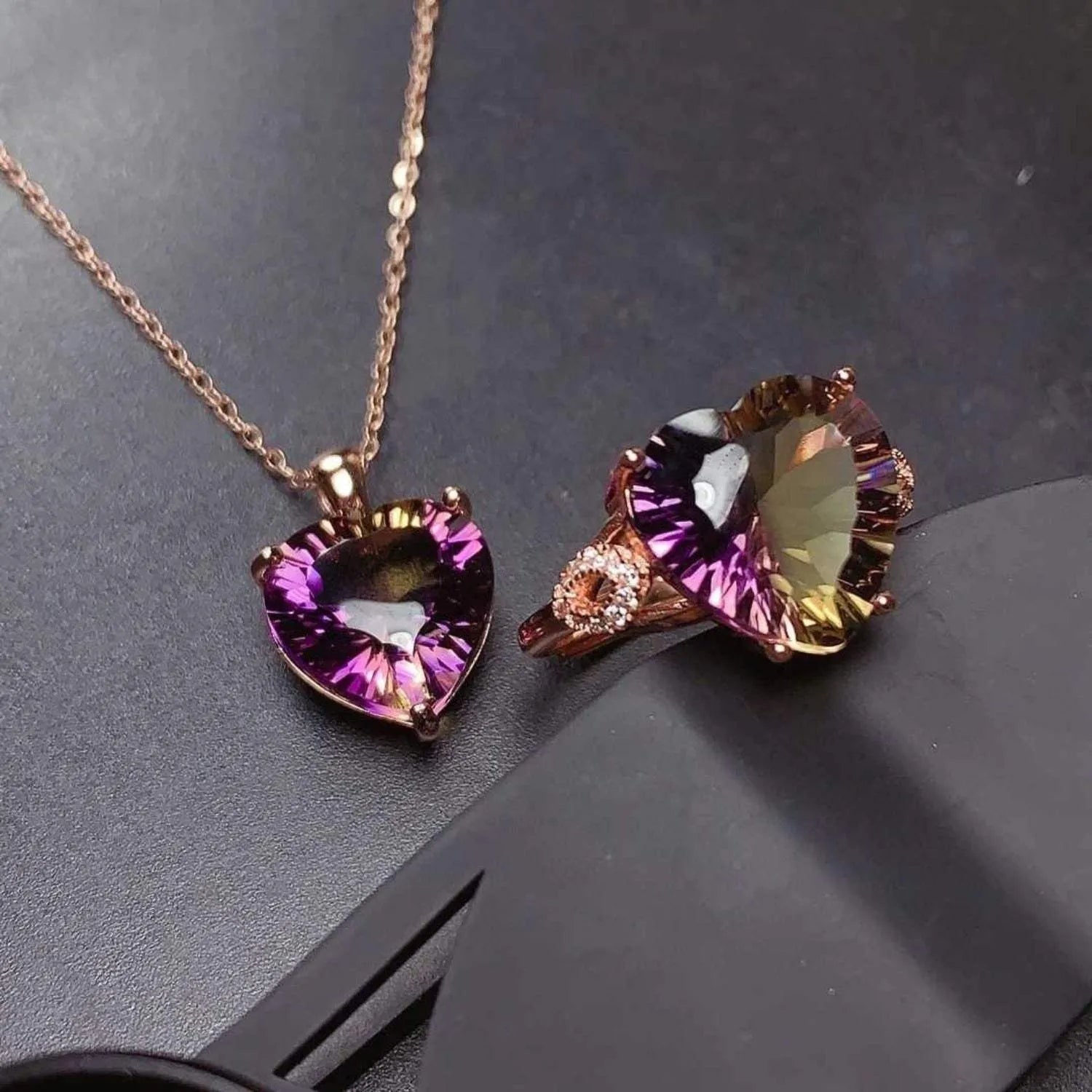 Rose Gold-Plated Artificial Gemstone Heart Ring Rings - Tophatter Daily Deals