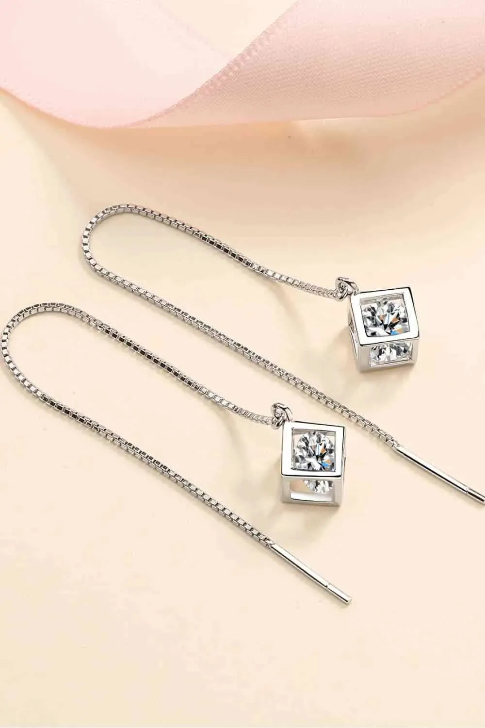 2 Carat Moissanite 925 Sterling Silver Threader Earrings Moissanite - Tophatter Daily Deals