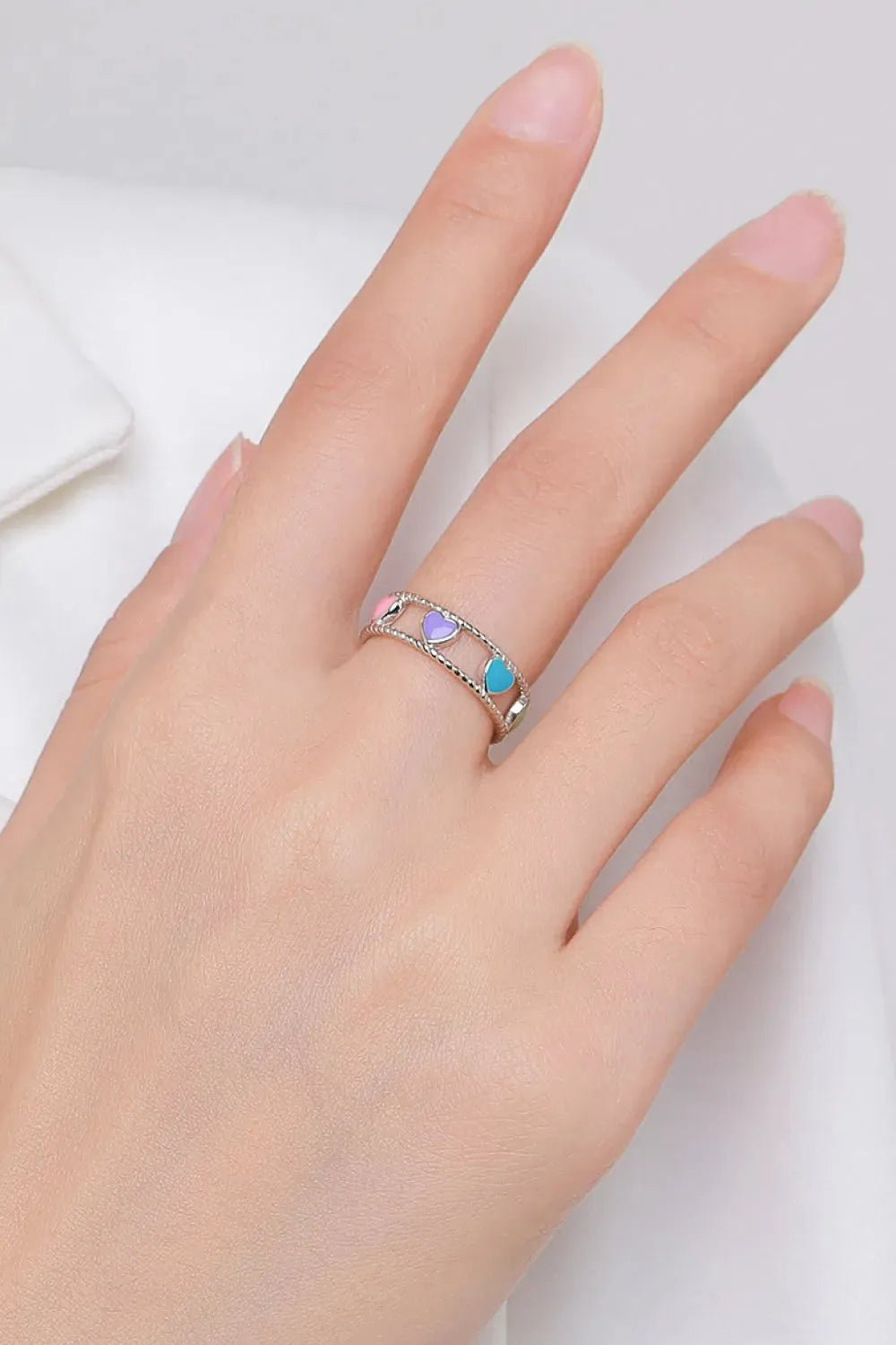 925 Sterling Silver Cutout Heart Shape Ring Rings - Tophatter Daily Deals