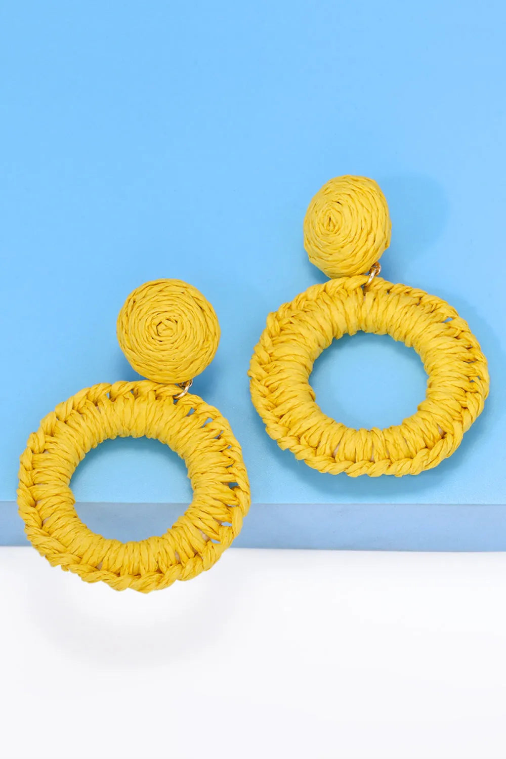 Round Shape Raffia Grass Dangle Earrings Earrings - Tophatter Daily Deals