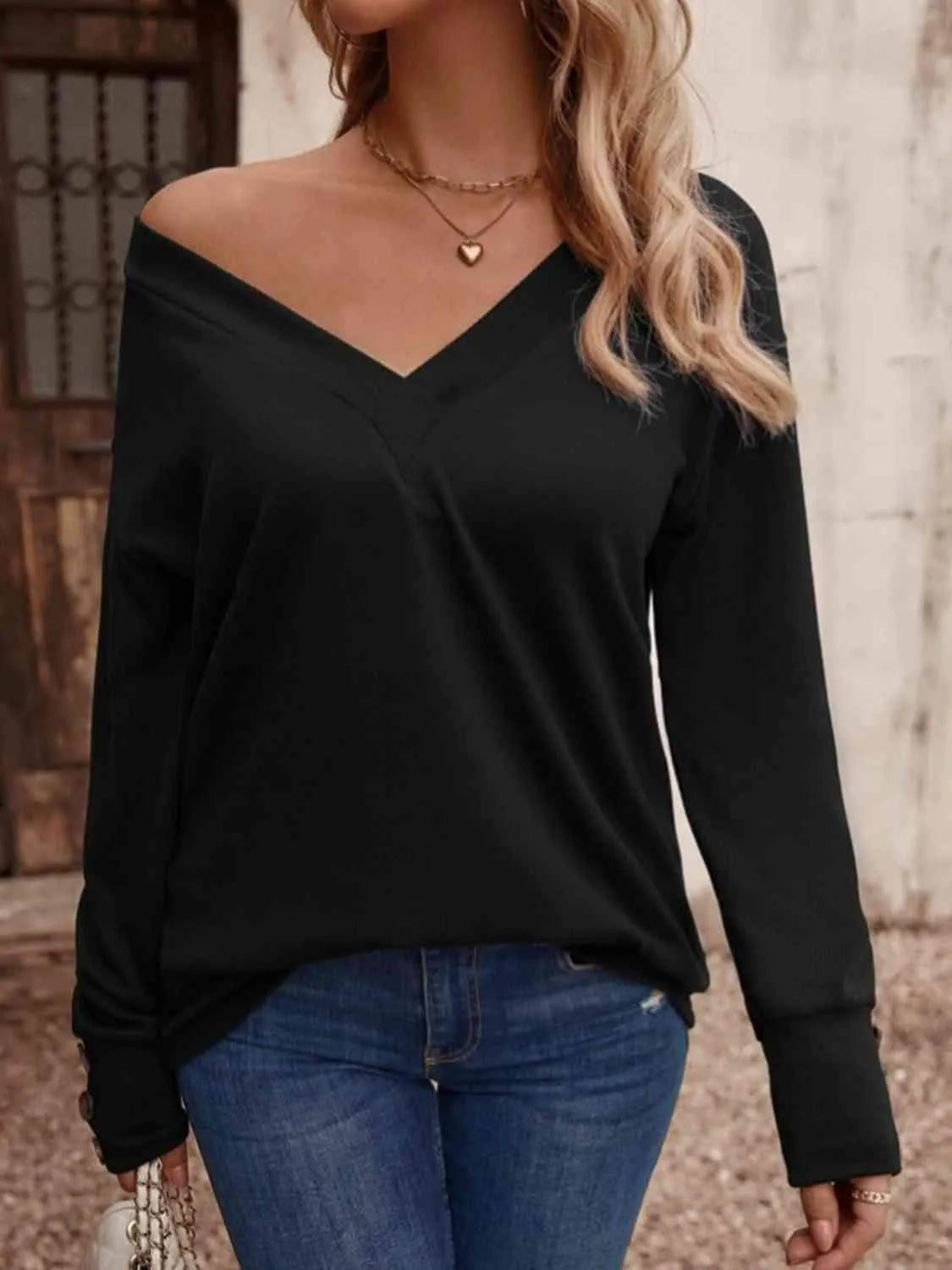 V-Neck Long Sleeve Top Women's T-Shirts - Tophatter Daily Deals
