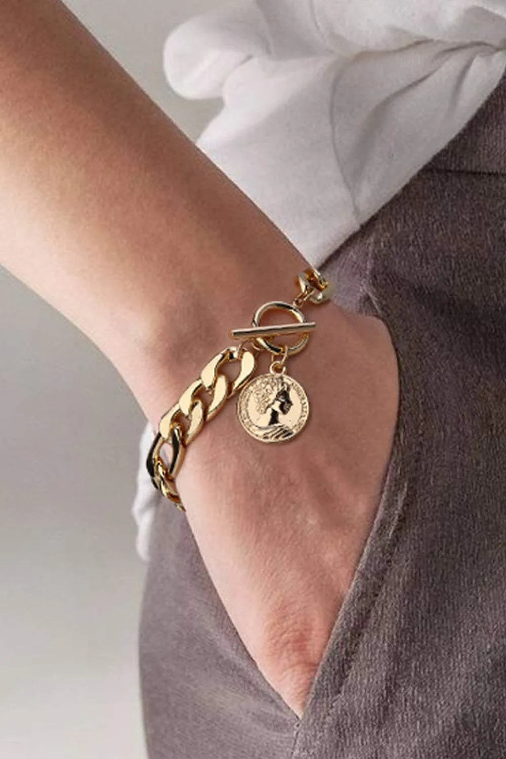 Chunky Chain Toggle Clasp Bracelet Bracelets - Tophatter Daily Deals