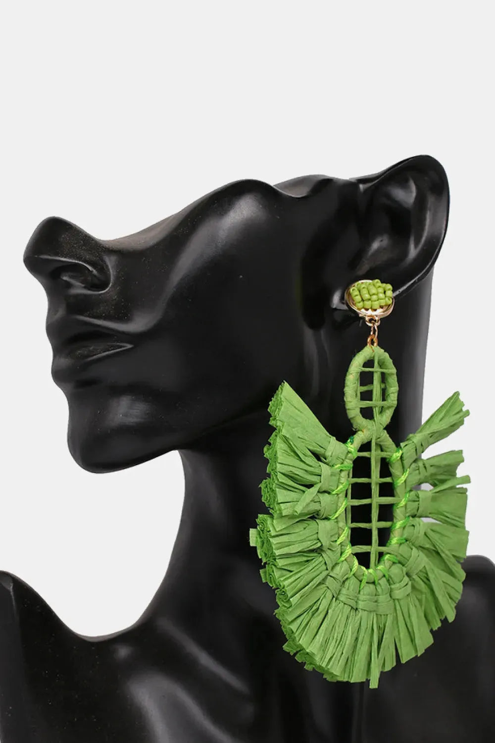 Raffia Grass Tassel Detail Dangle Earrings Earrings - Tophatter Daily Deals