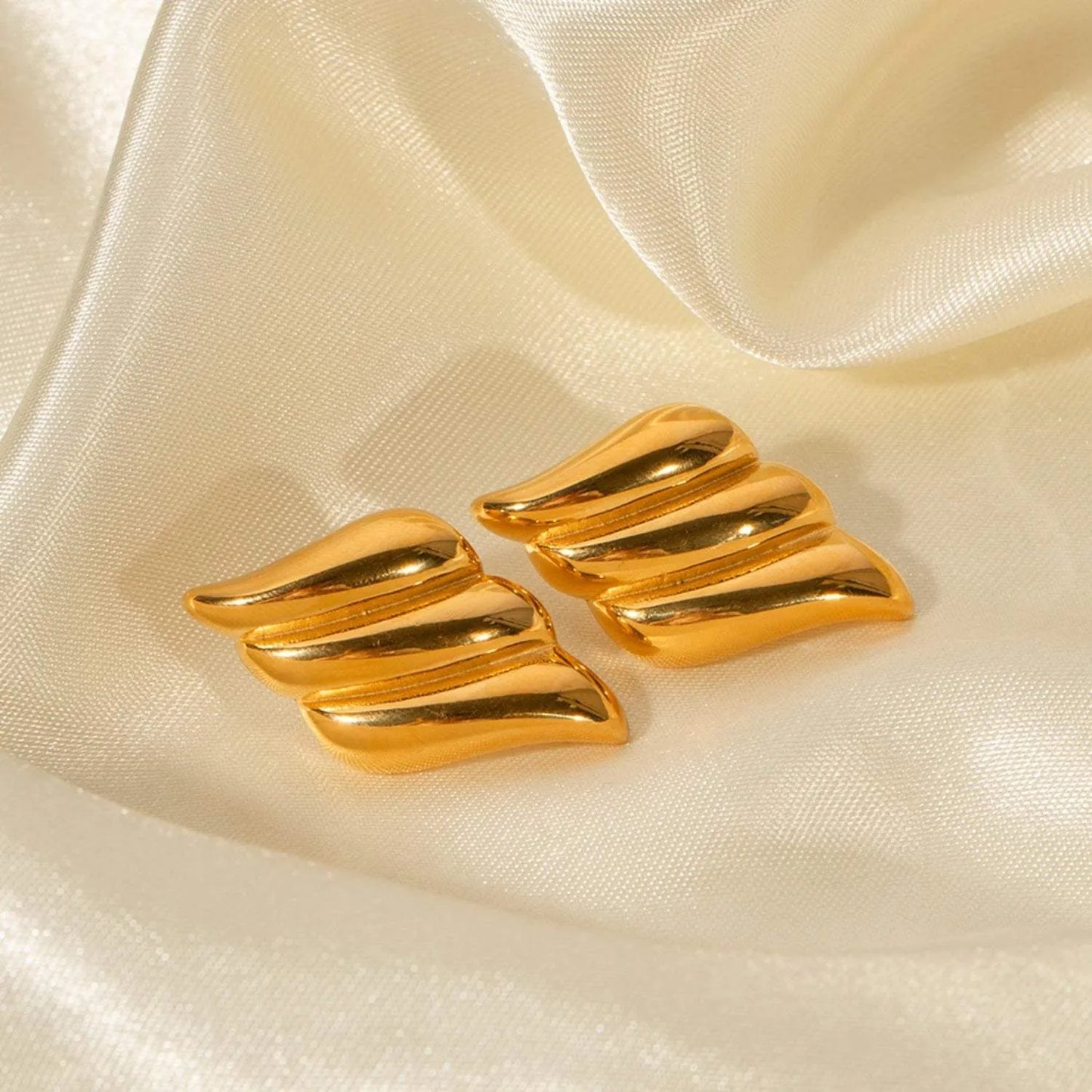Minimalist 18K Gold-Plated Earrings Earrings - Tophatter Daily Deals
