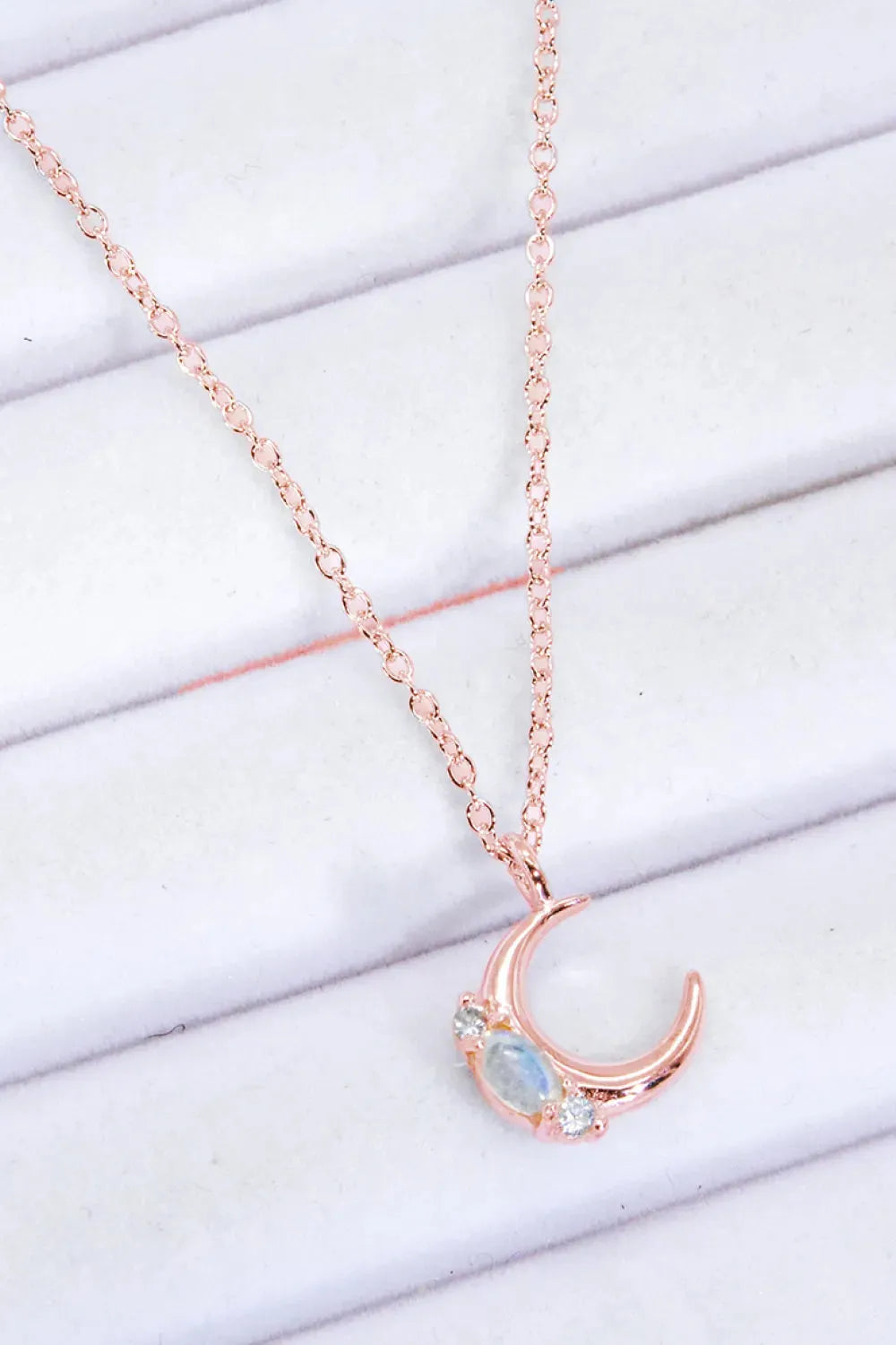 Natural Moonstone Moon Pendant Necklace Moonstone - Tophatter Daily Deals
