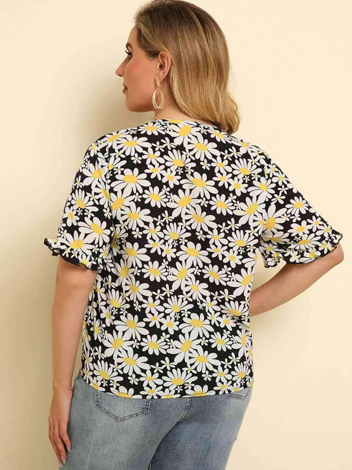 Plus Size Floral Round Neck Tie Hem Blouse Blouses - Tophatter Daily Deals