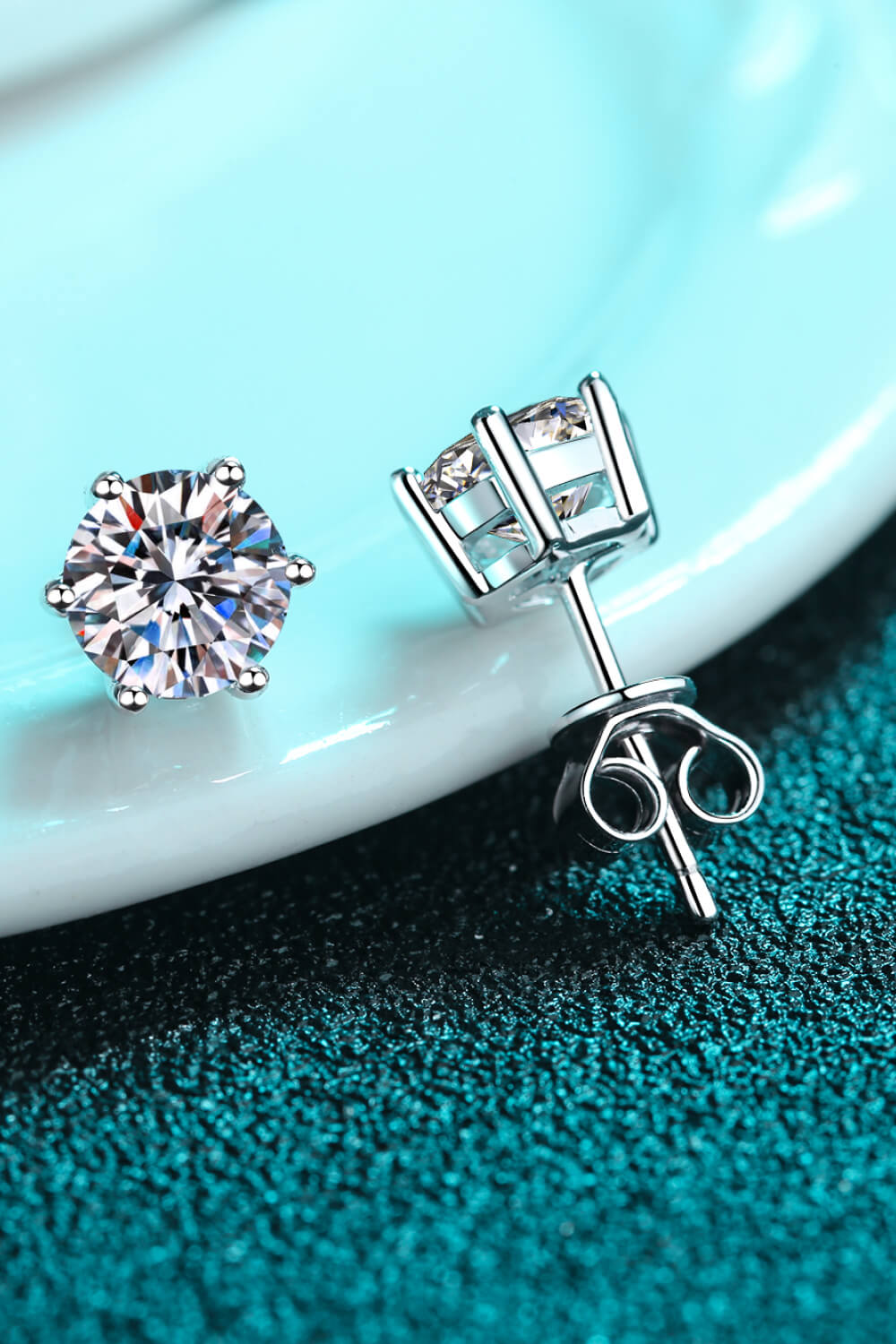 Adored Moissanite Stud Earrings - Tophatter Deals