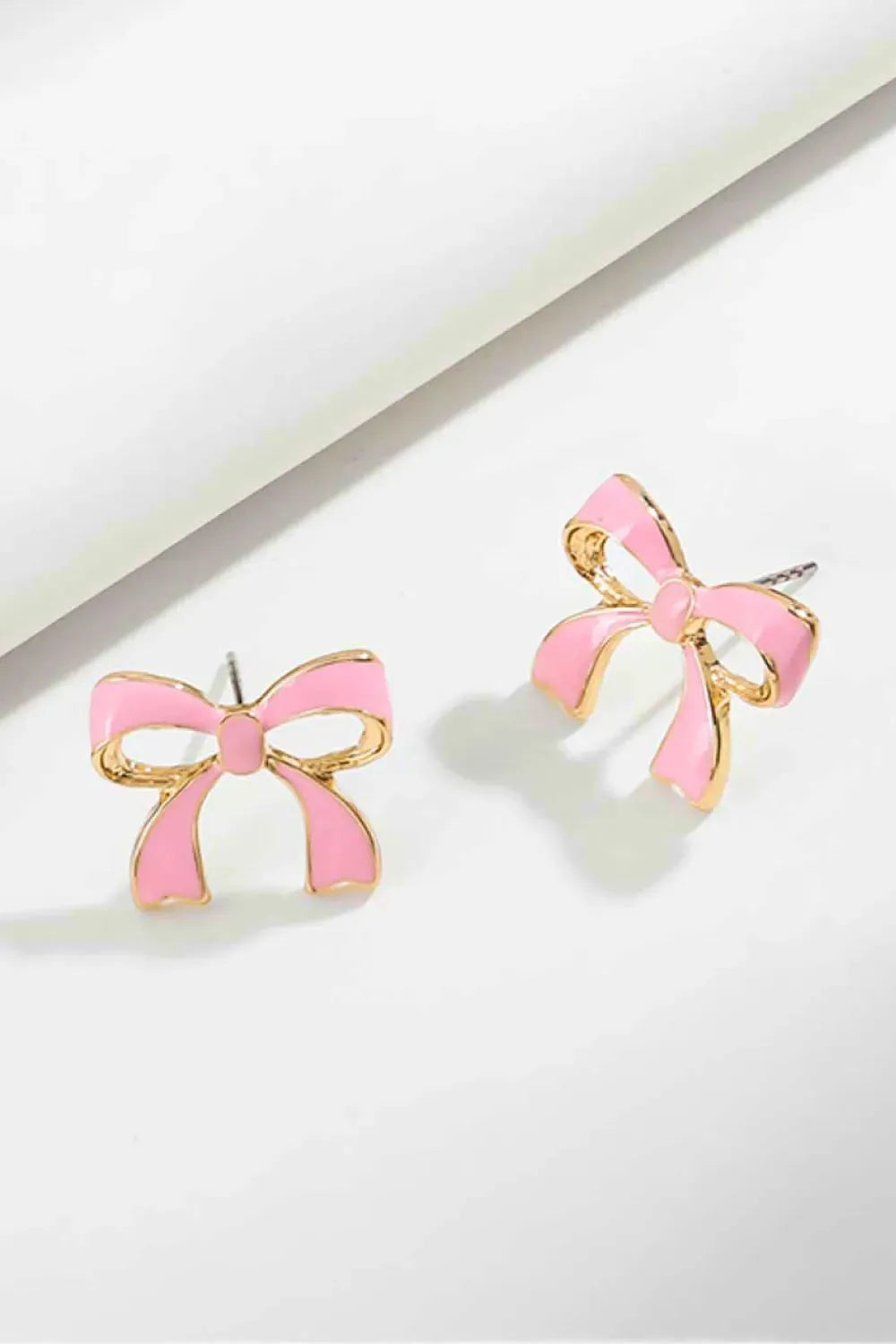 Bow-Shaped Zinc Alloy Earrings Earrings - Tophatter Daily Deals
