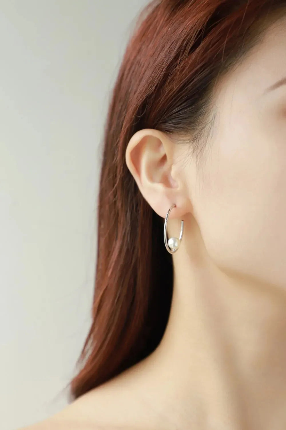 Pearl C-Hoop Earrings Earrings - Tophatter Daily Deals