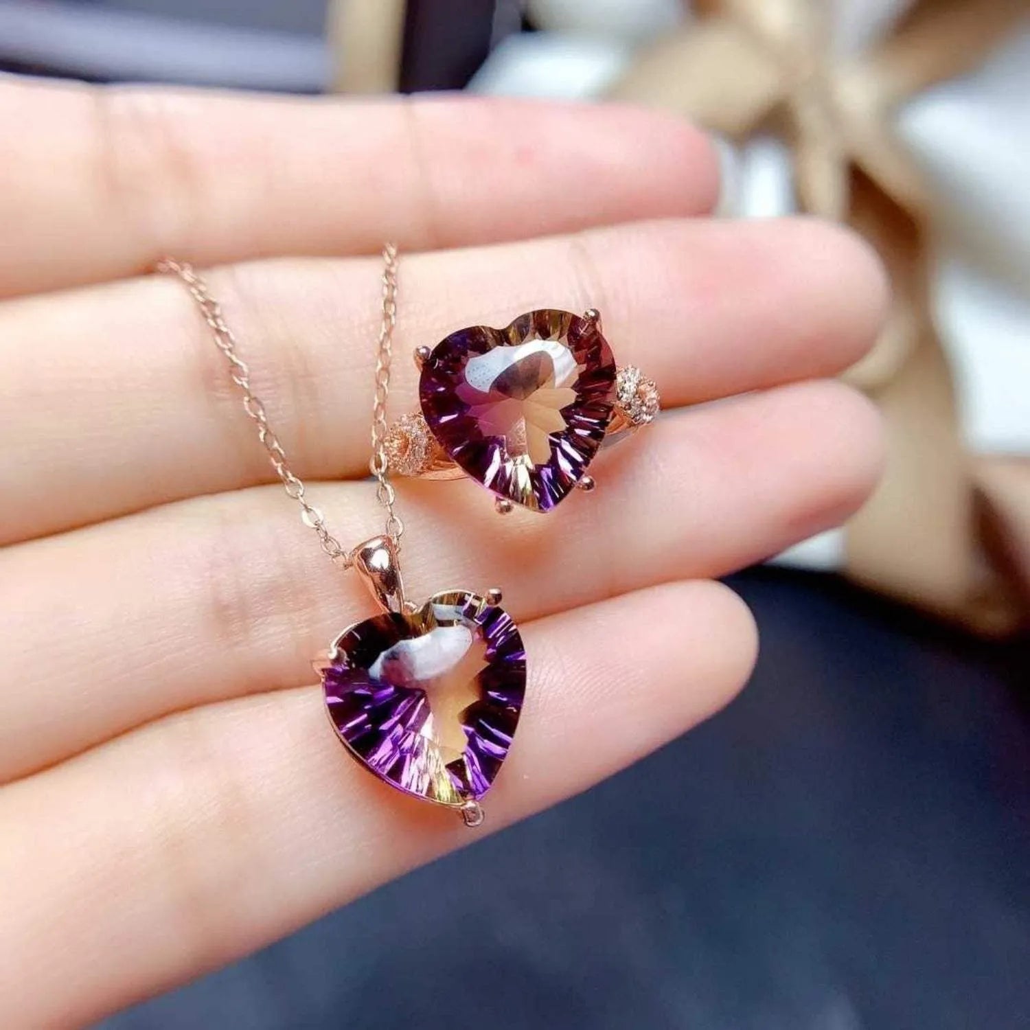 Rose Gold-Plated Artificial Gemstone Heart Ring Rings - Tophatter Daily Deals