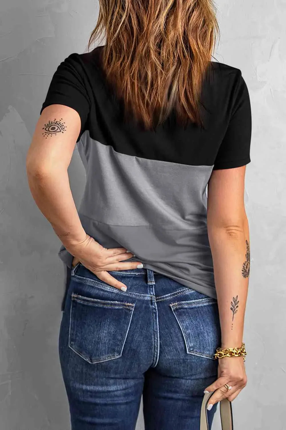 Color Block Side Slit Round Neck T-Shirt Women's T-Shirts - Tophatter Daily Deals