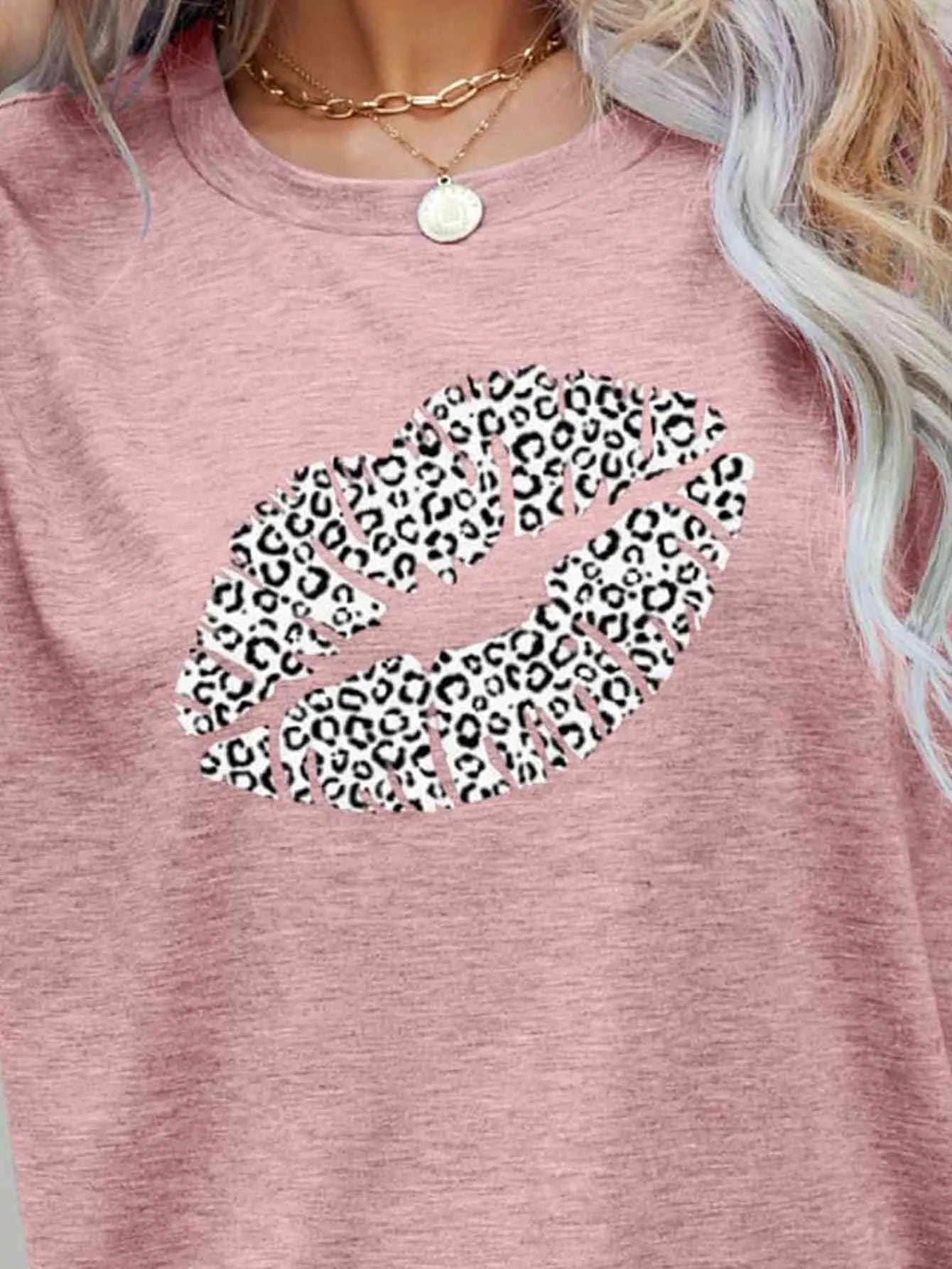 Leopard Lip Graphic Round Neck Tee Women's T-Shirts - Tophatter Daily Deals