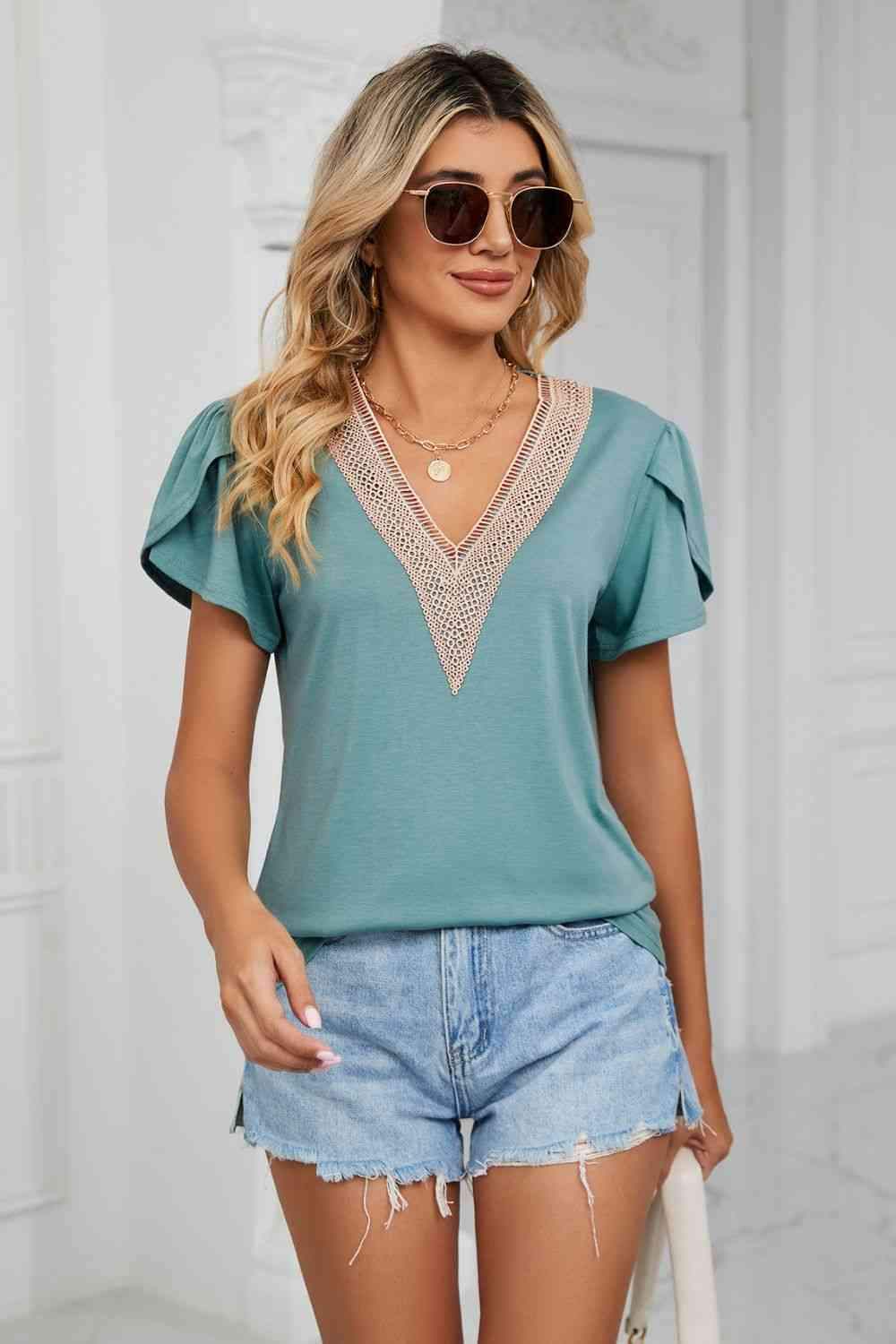 Contrast Trim Petal Sleeve V-Neck Top Blouses - Tophatter Daily Deals