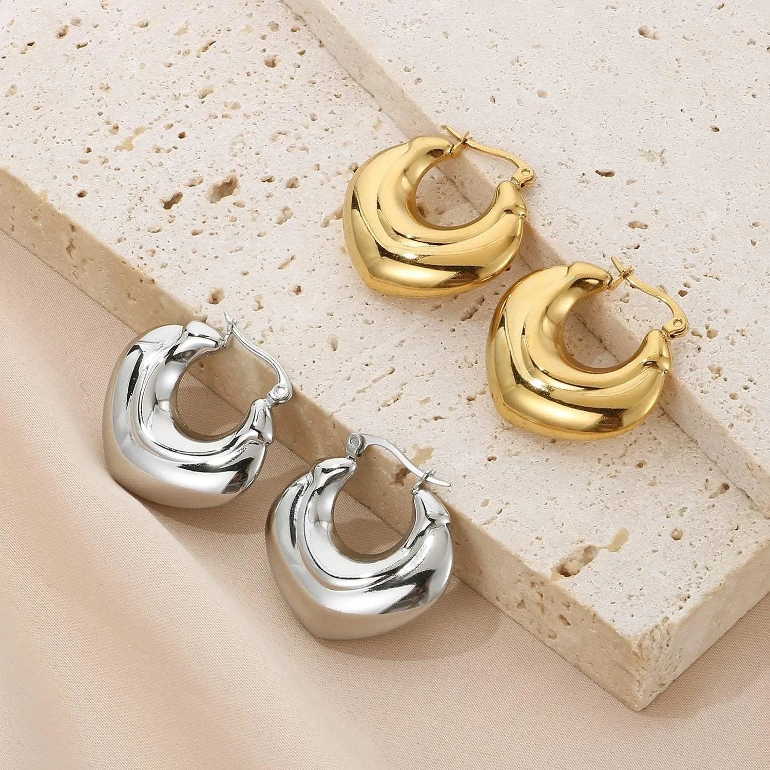 Stainless Steel Hinged Hoop Earrings Earrings - Tophatter Daily Deals